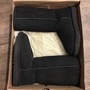 Classic Tall Black Uggs